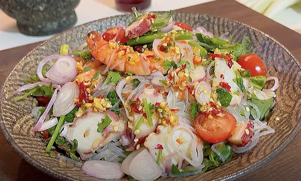 Gỏi miến hải sản Thái Lan thường được dùng trong dịp nào?

